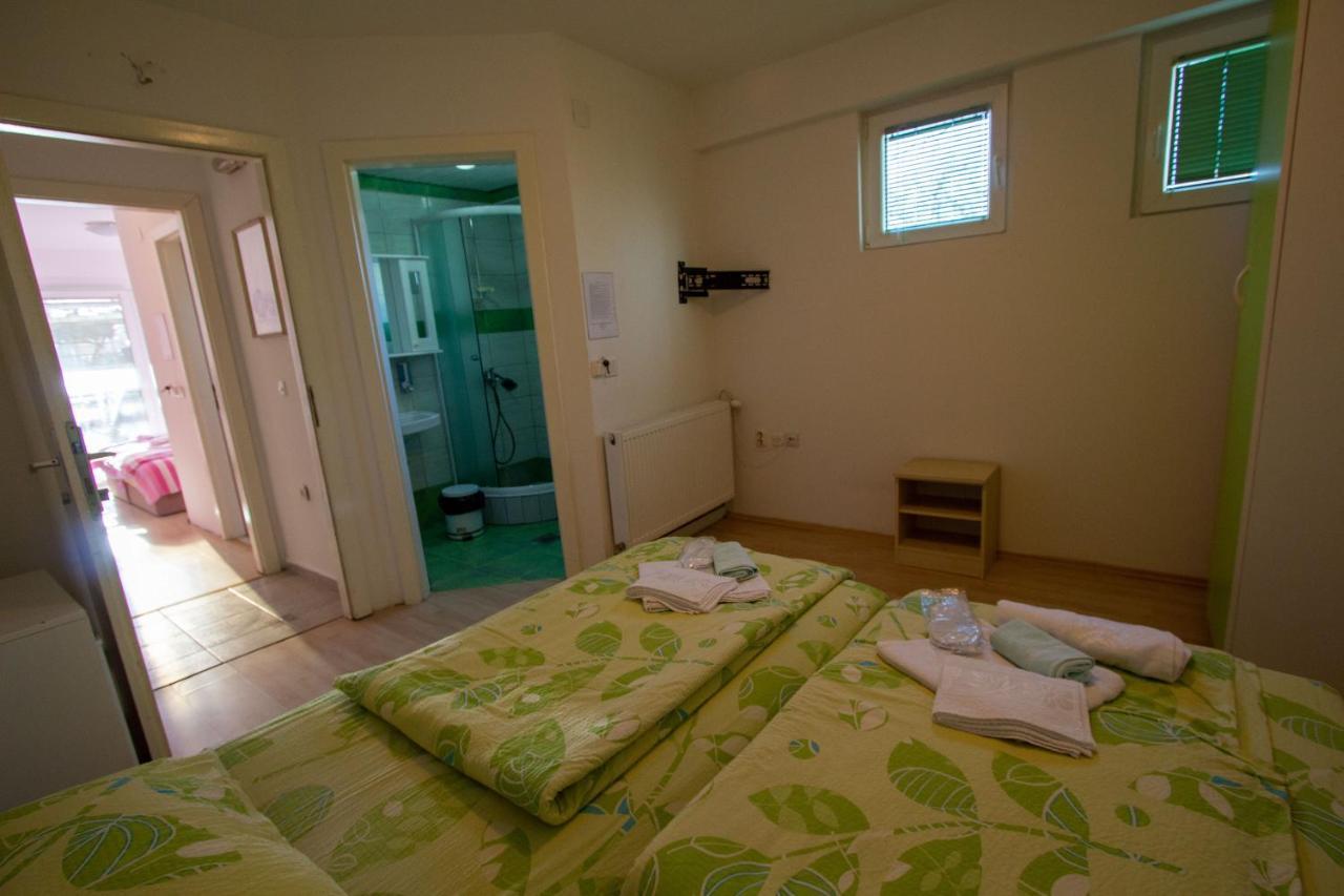 Villa In Apartments Охрид Екстериор снимка